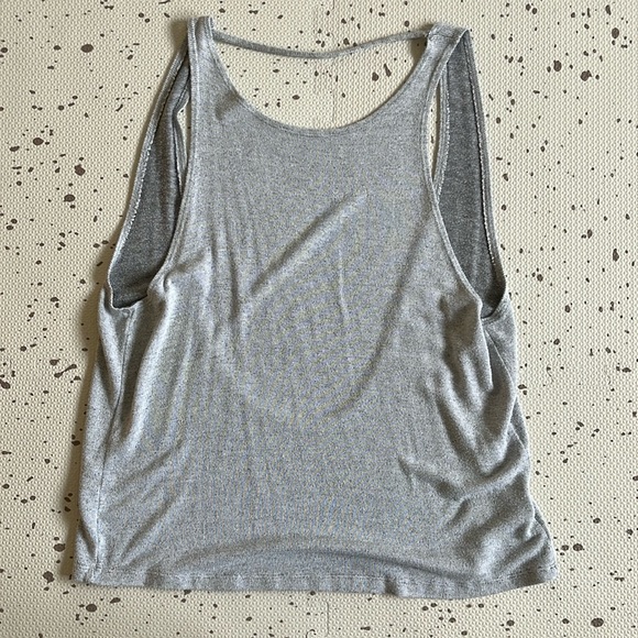 💘 OPEN BACK LOOSE GRAY TANK - Picture 2 of 5